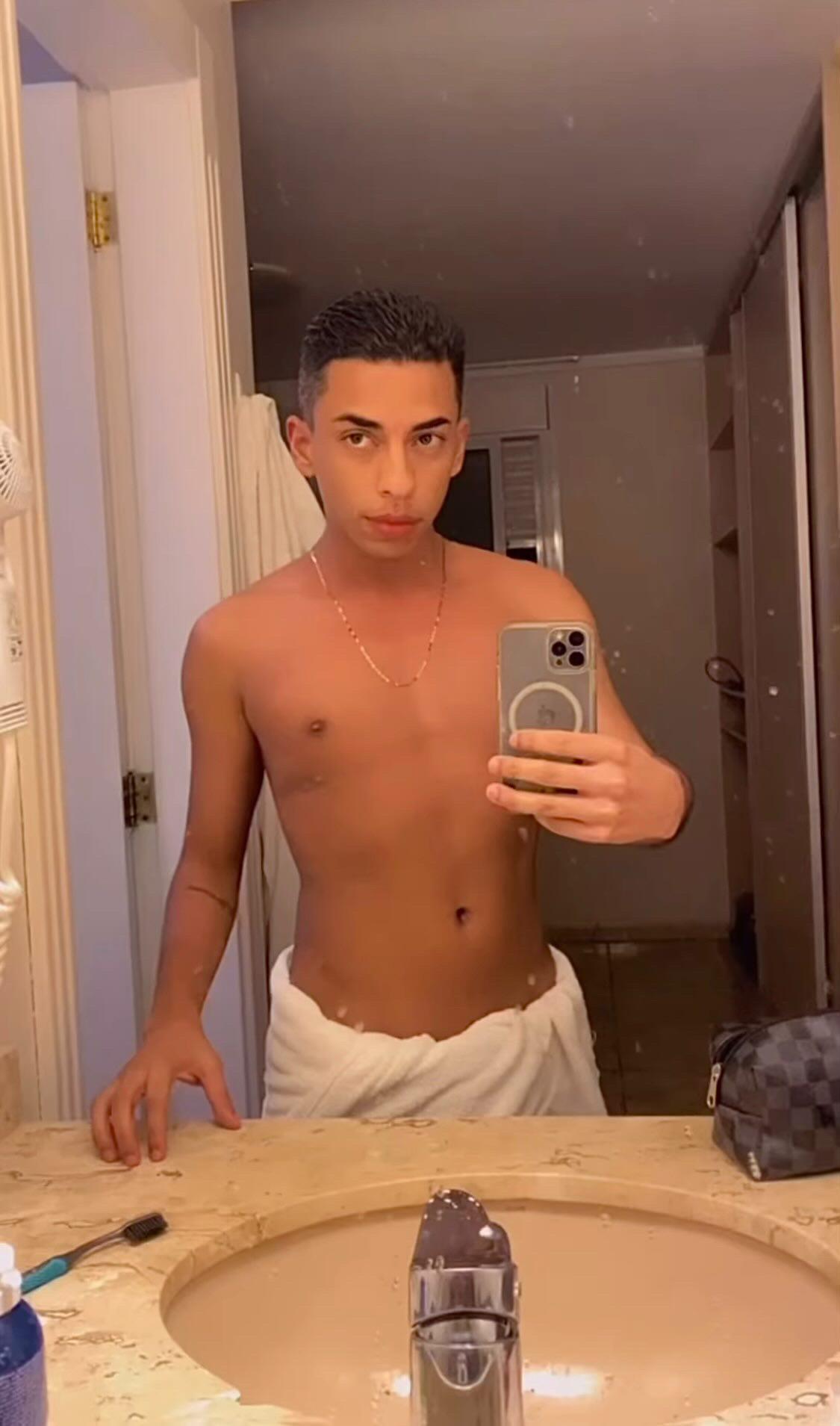 pabloferreira5 Live Image