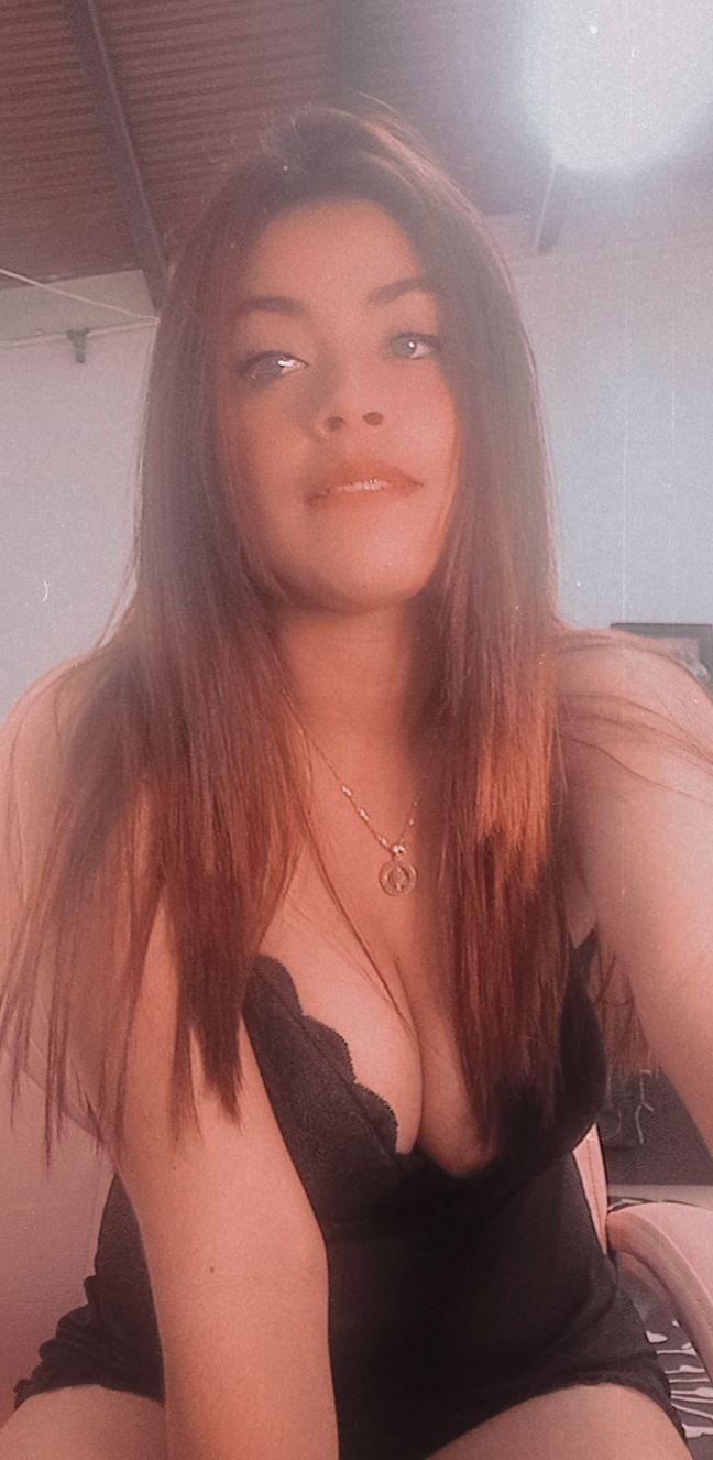 salome__palmer Live Image