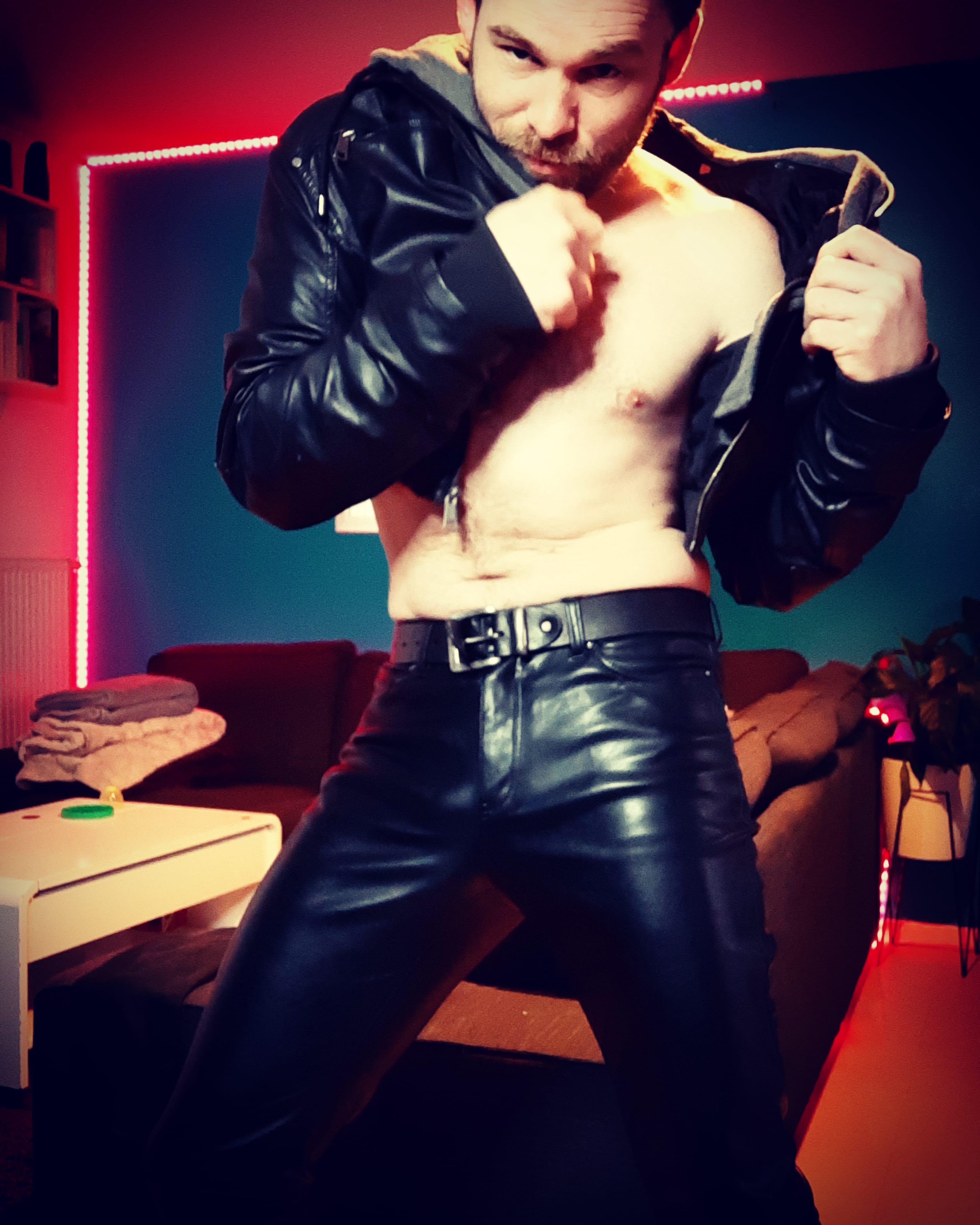 tomsauwer Live Image