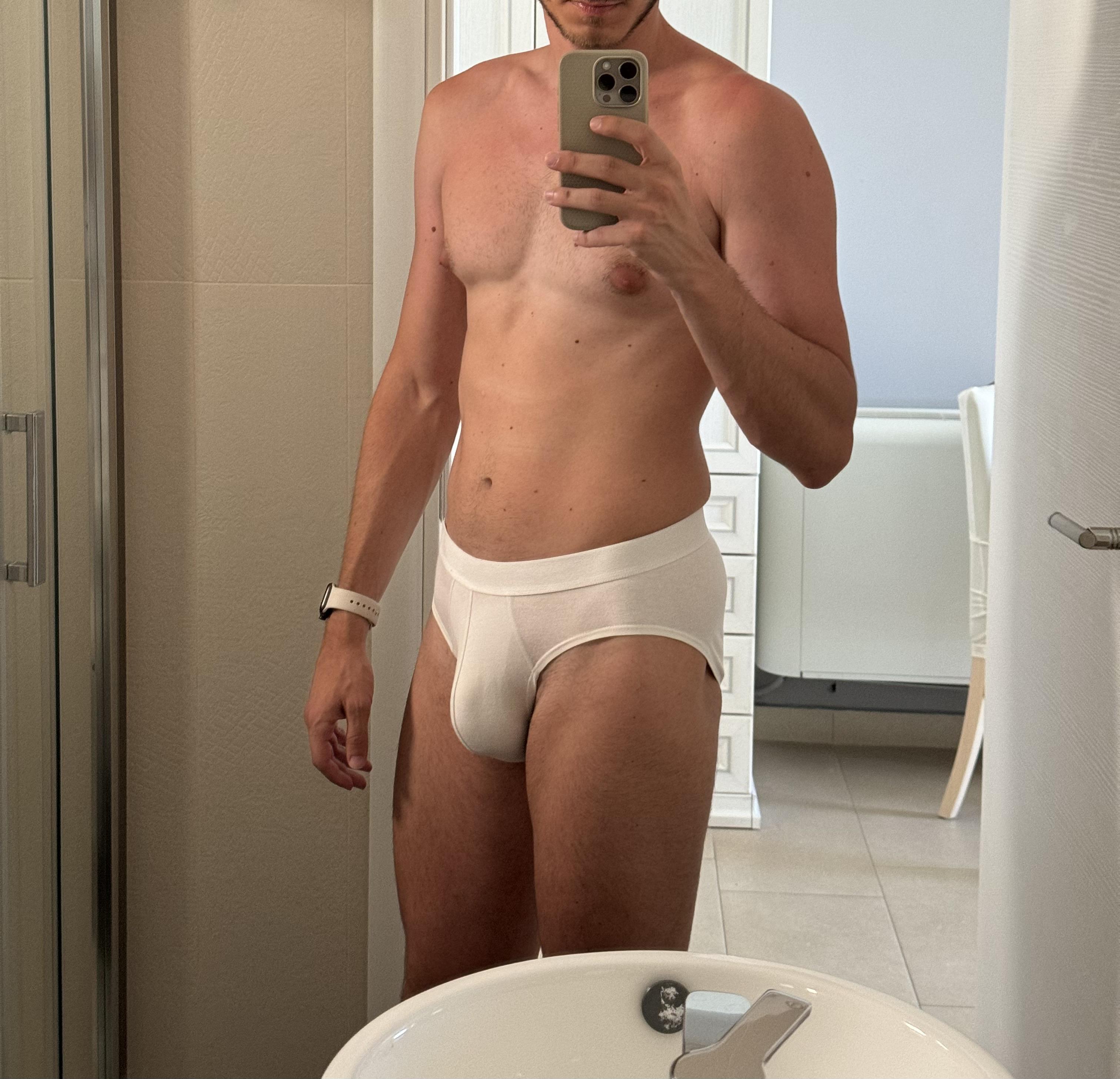 tonedgreekguy Live Image