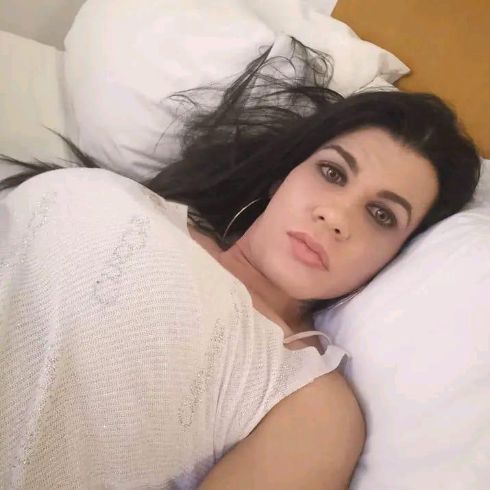 trans_bigcock Live Image