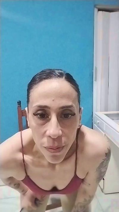 vicky544 Live Image