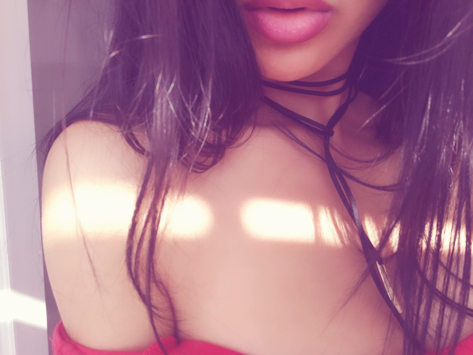 xXH0TLIPSXx Live Image