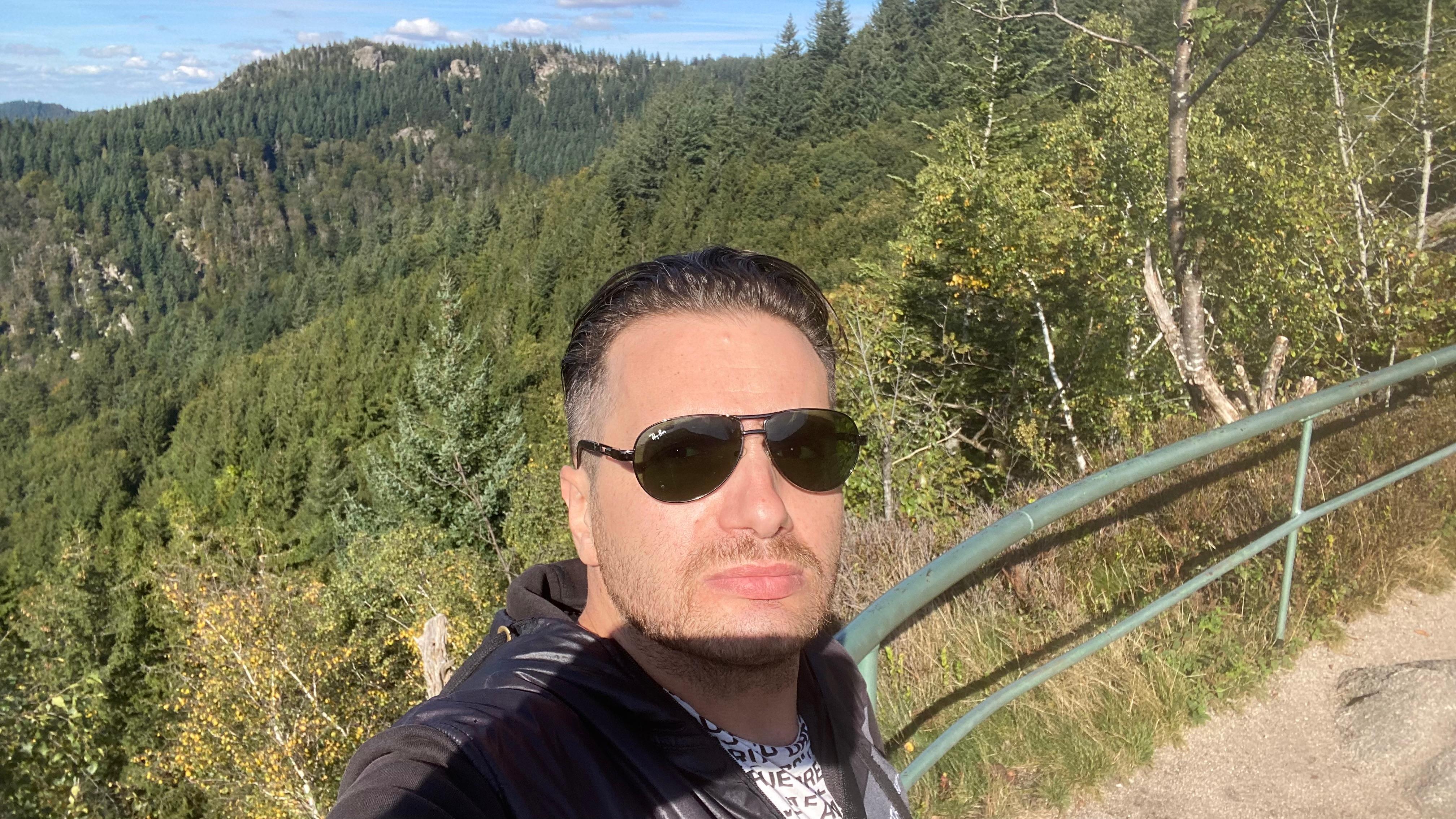 Akcay274 live from Germany