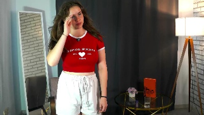 AleenSavannah live from France