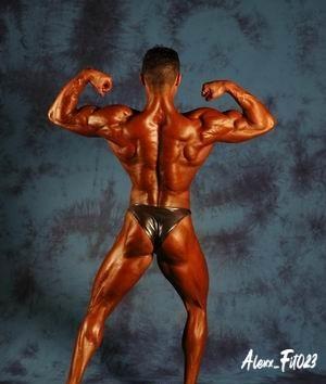 Alexx_Fit023 live from Italy