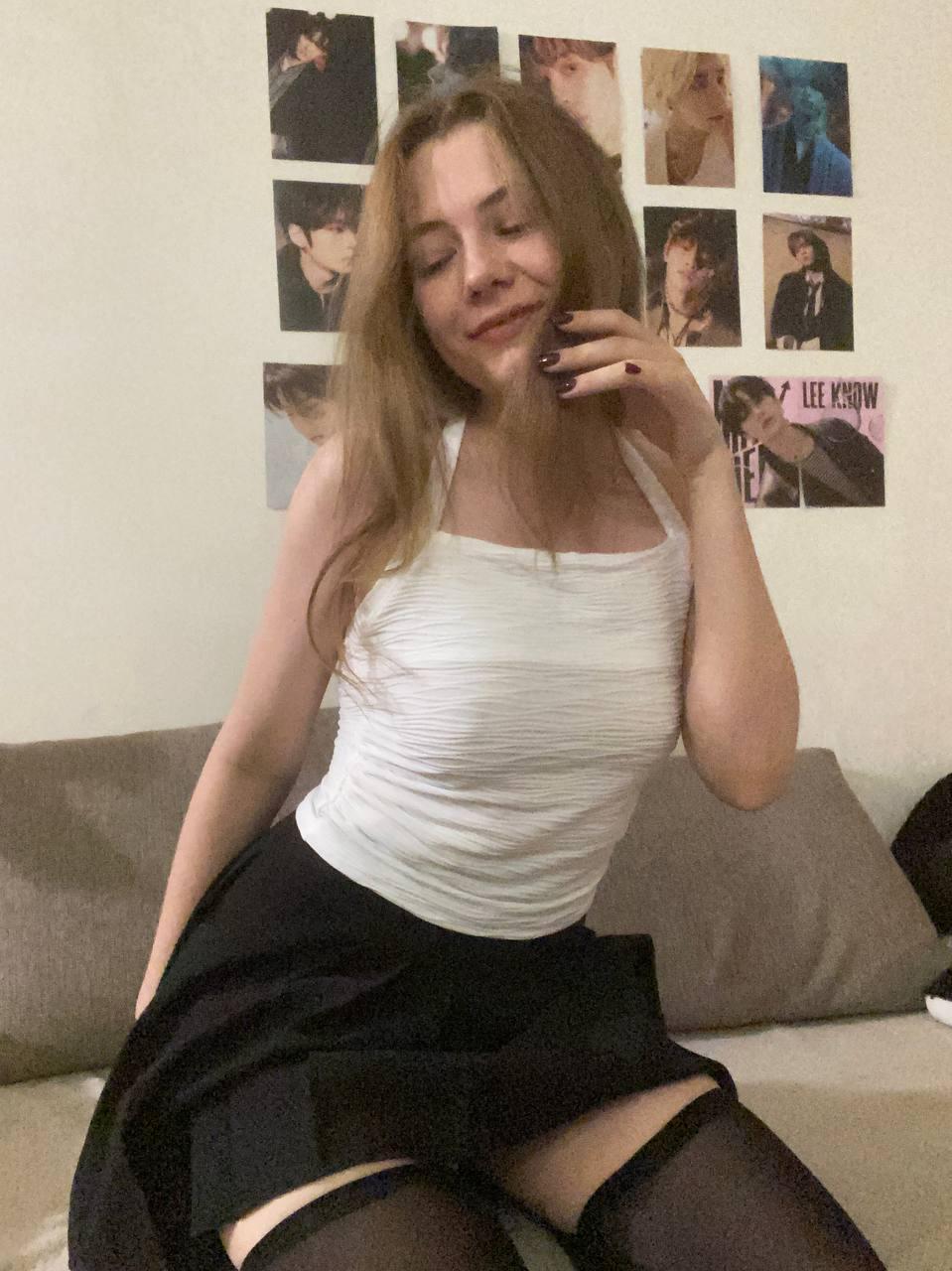 AmityDaughters live from France