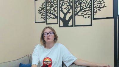 AnnettaGrotz live from France
