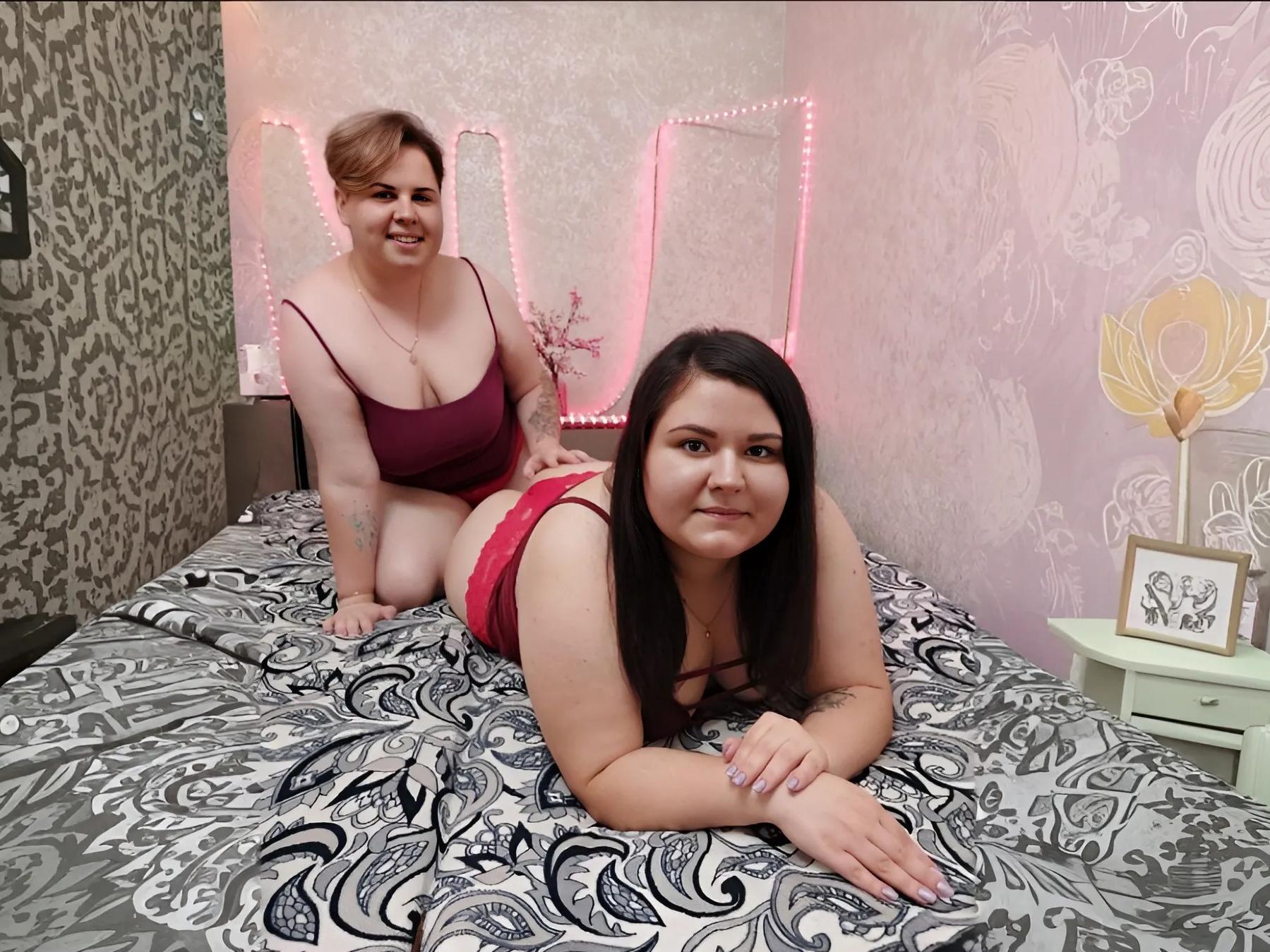 BeckyAndEllen live from Poland