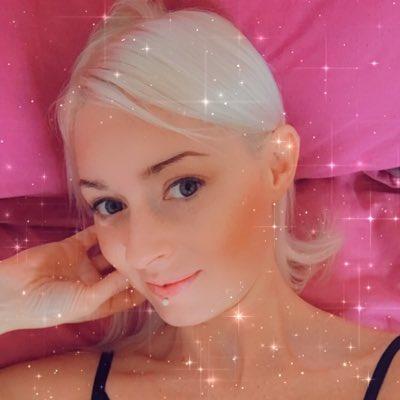 British_Kim live from United Kingdom