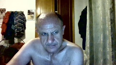 Carameli7469 live from Spain