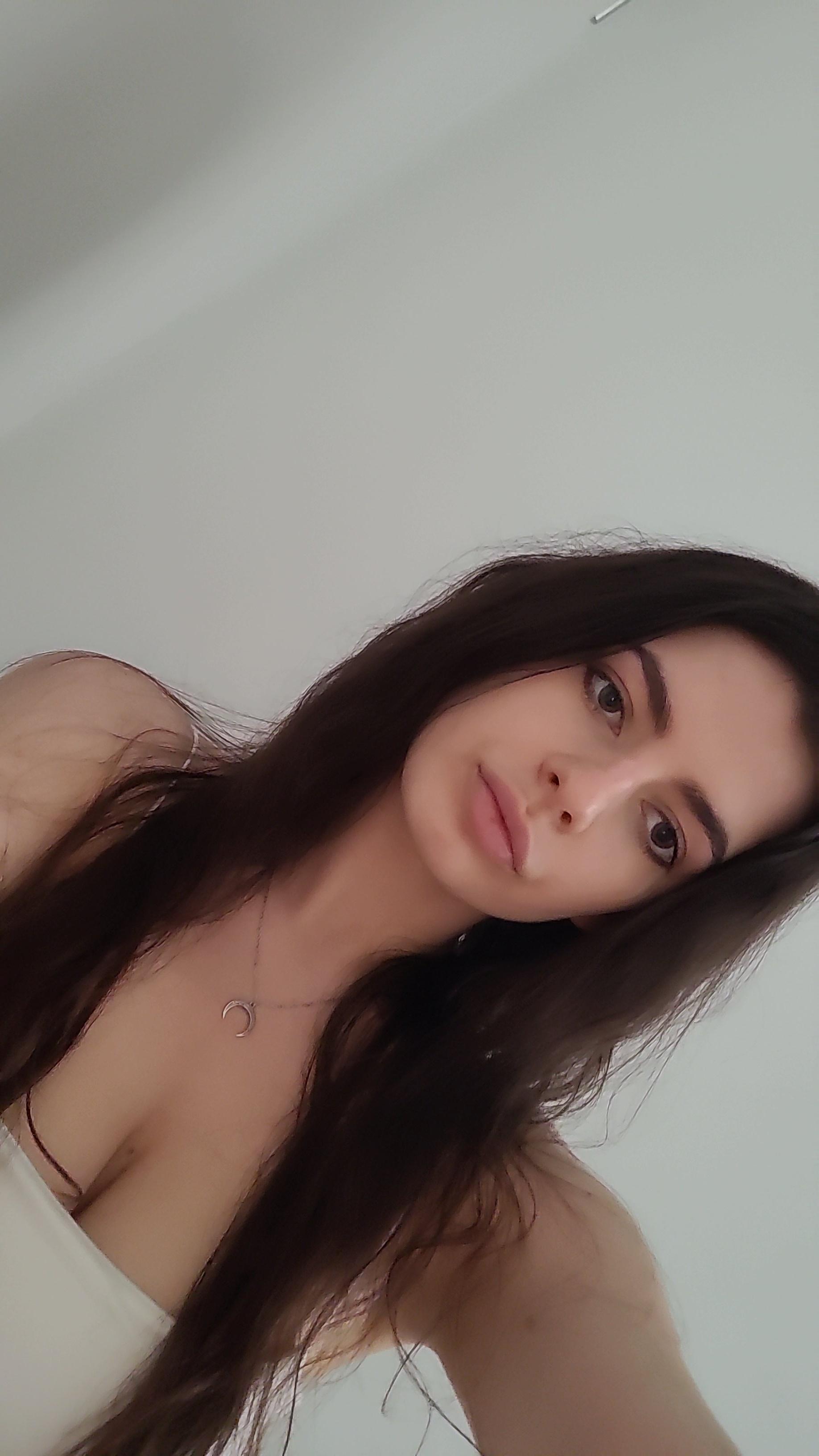 CarliSoSexy live from Germany