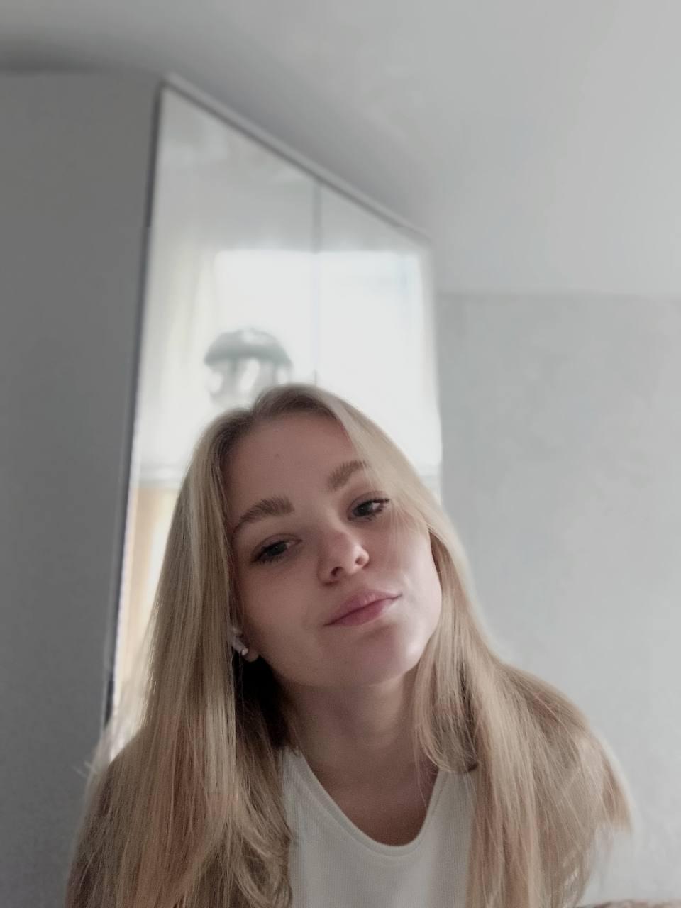CheryHoye live from Germany