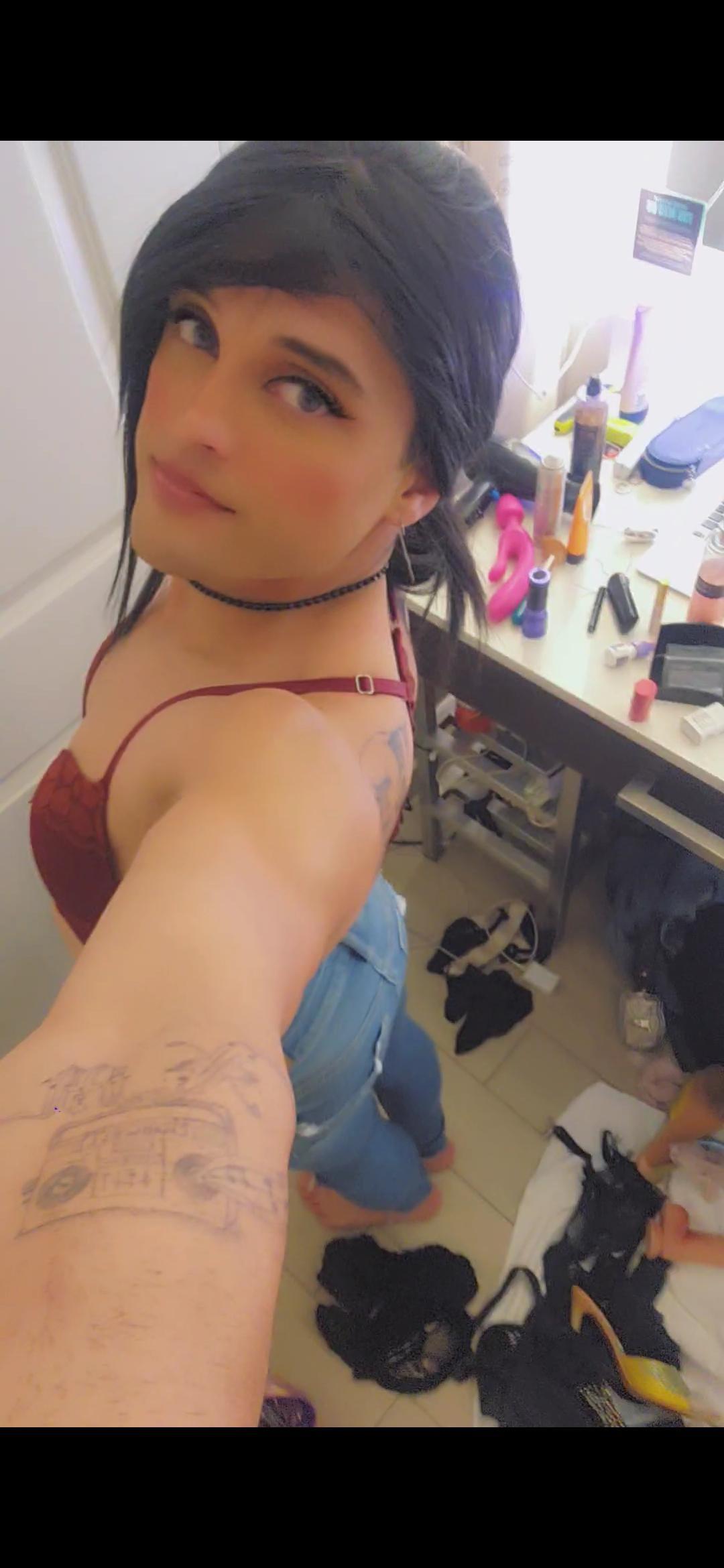 Chillifrog86 live from United States