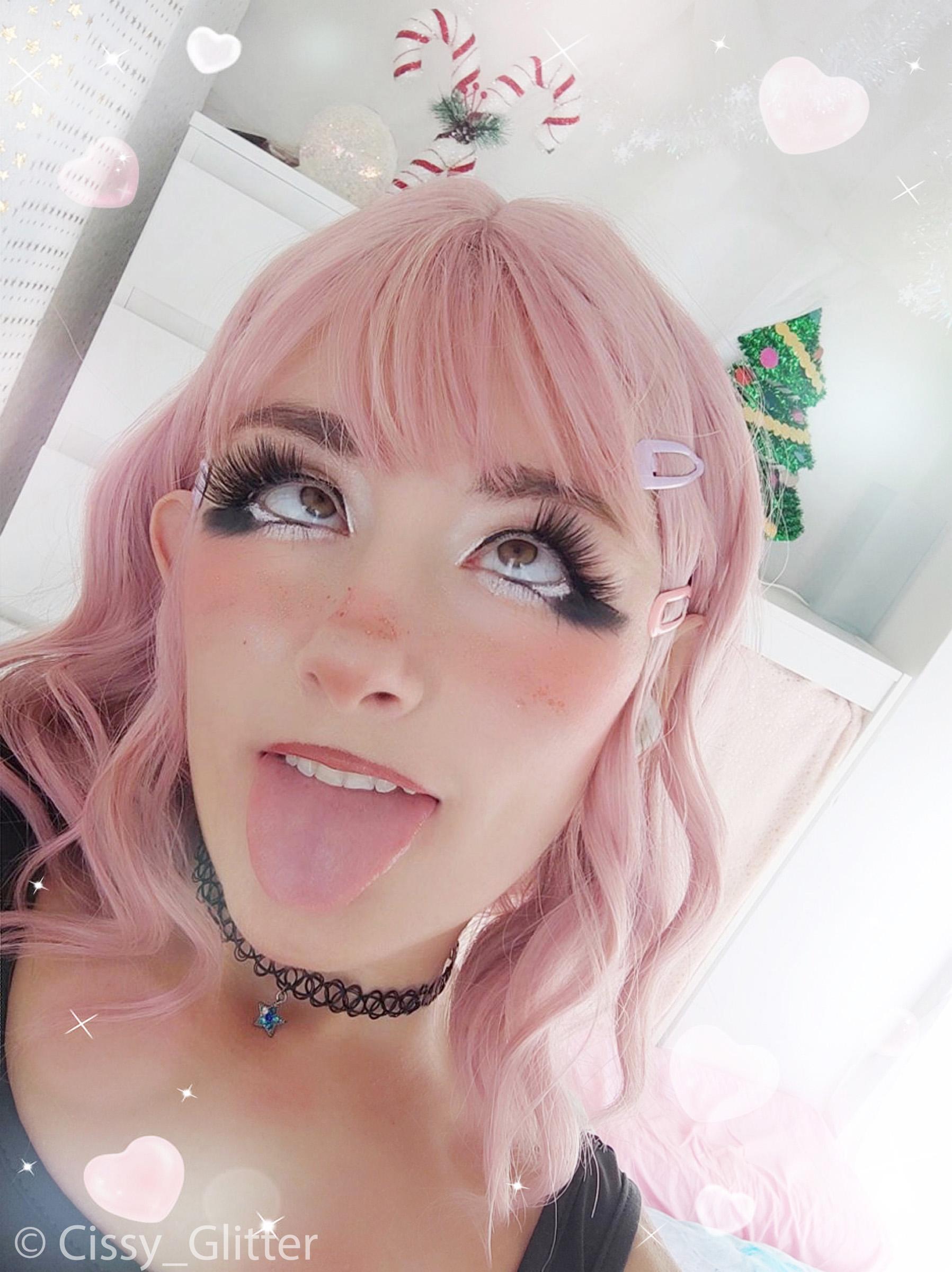 CissyGlitter live from Germany