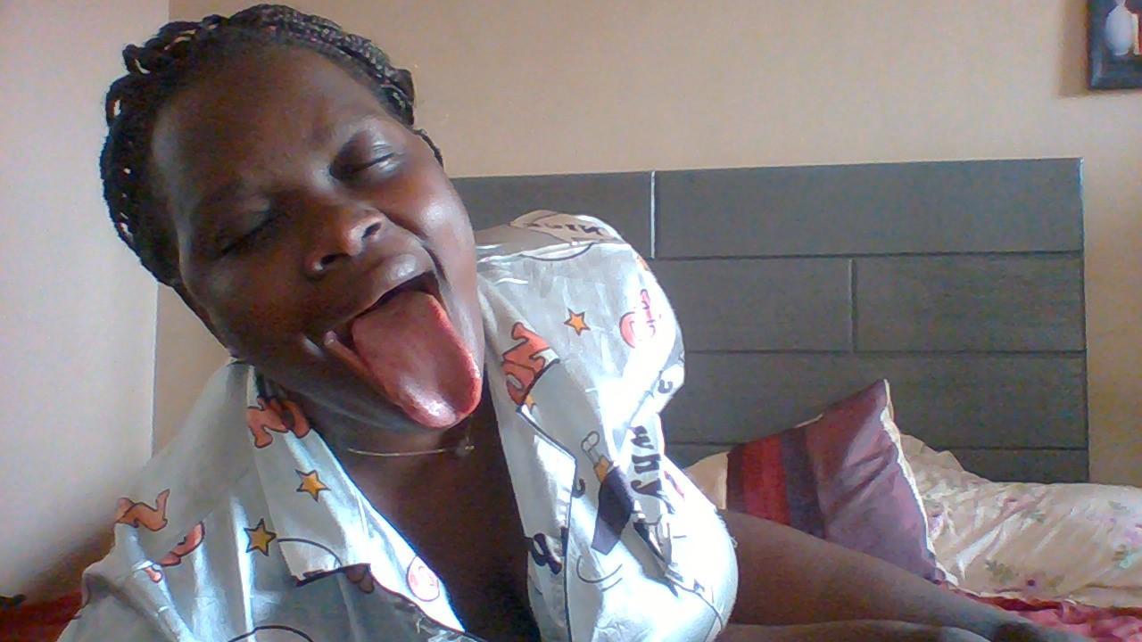 CissyMills live from Kenya