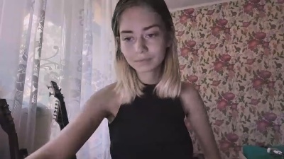 ColeenElman live from United States