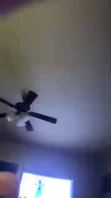 Creampiecutie33 live from United States