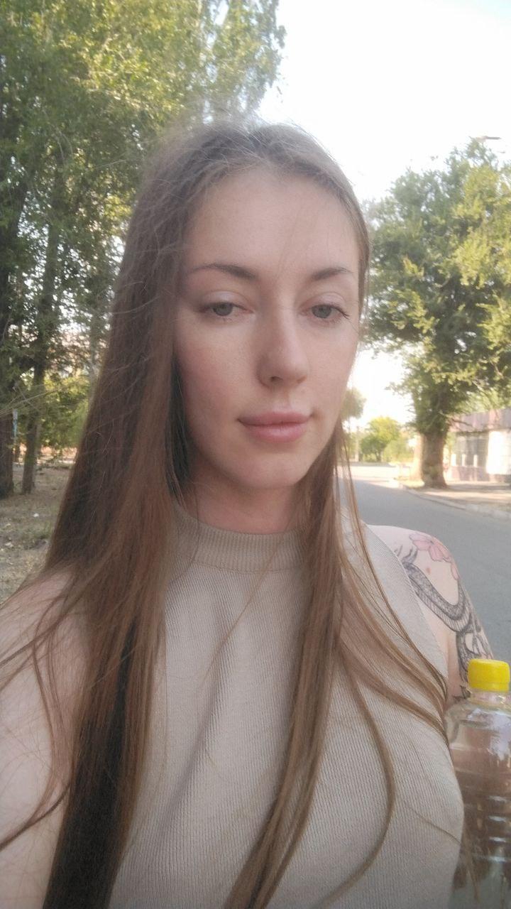 DavinaEngler live from United States