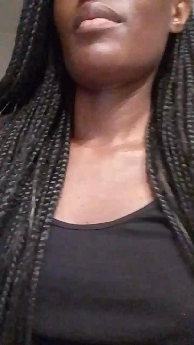 Debbysun75 live from France