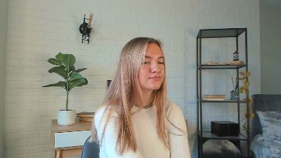 ElizebethLysiak live from United States