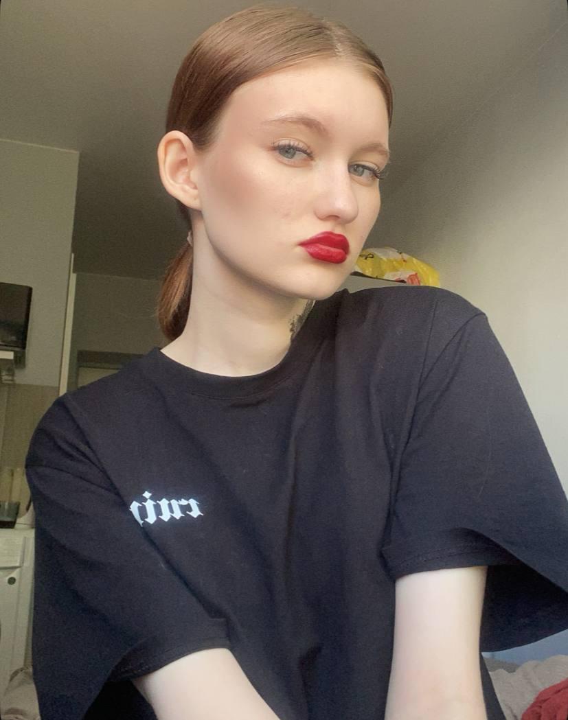 EmiliaLyng live from France
