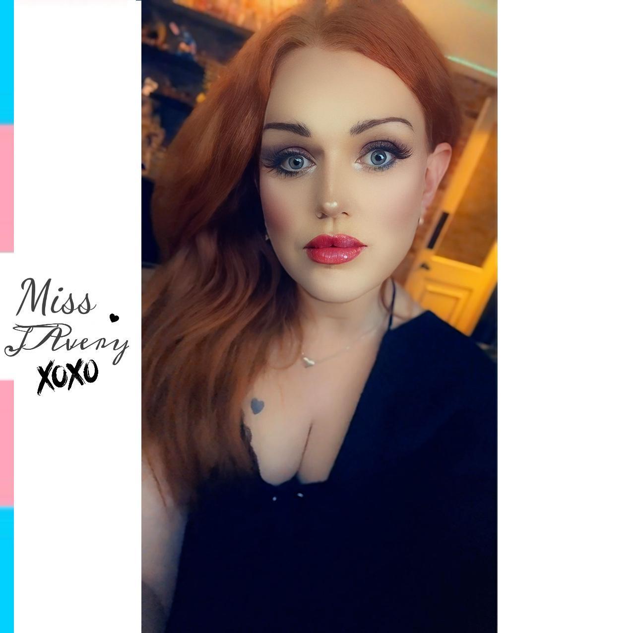 Erinxoxox live from United Kingdom
