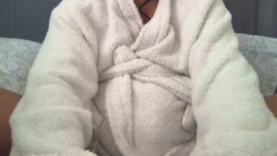 FlirtyFraya live from United Kingdom
