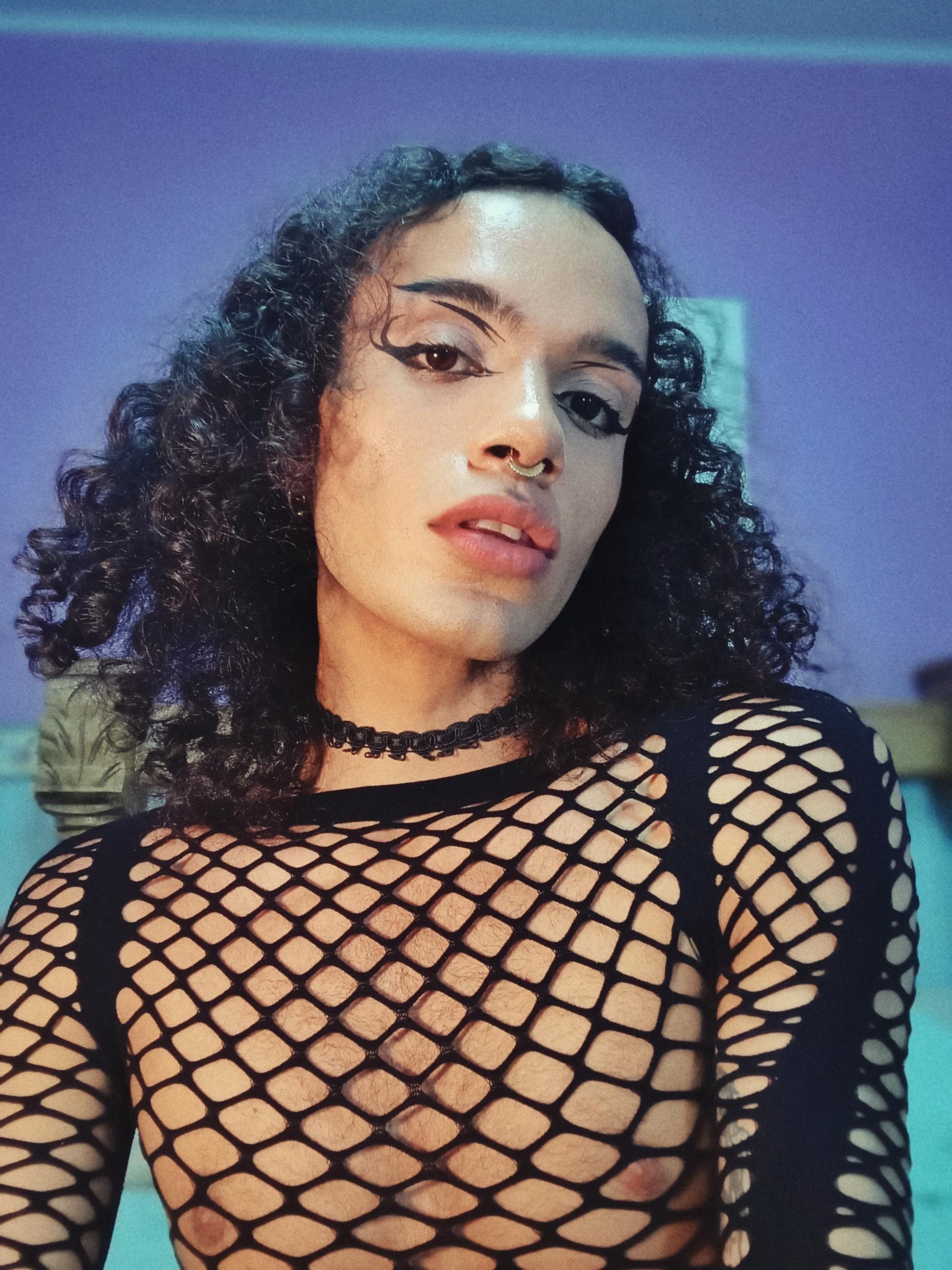 Foxy_Ella live from Colombia