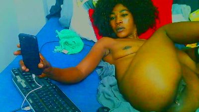 Freakynaughtxx live from South Africa