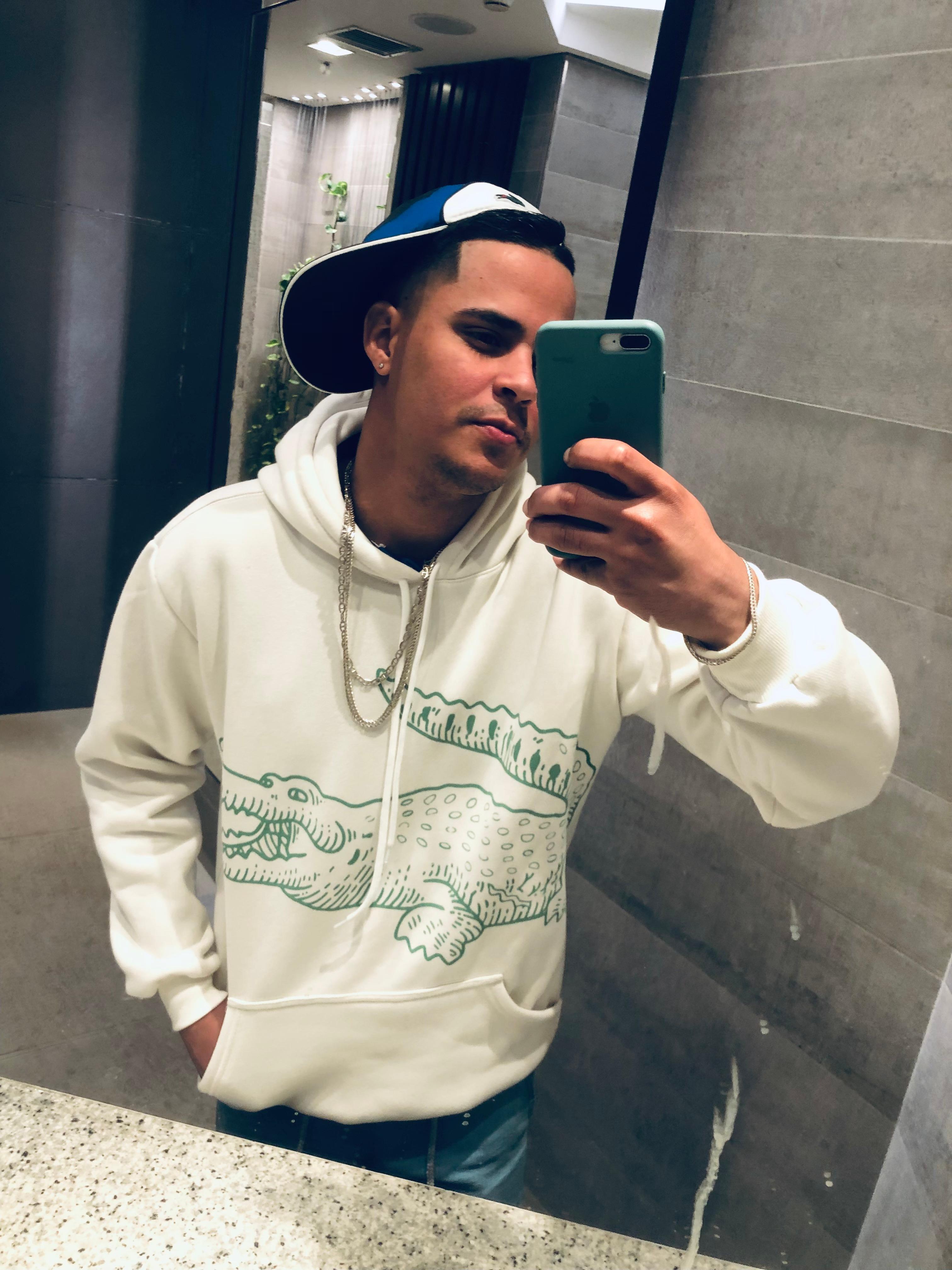 Gleisonsafado live from Brazil