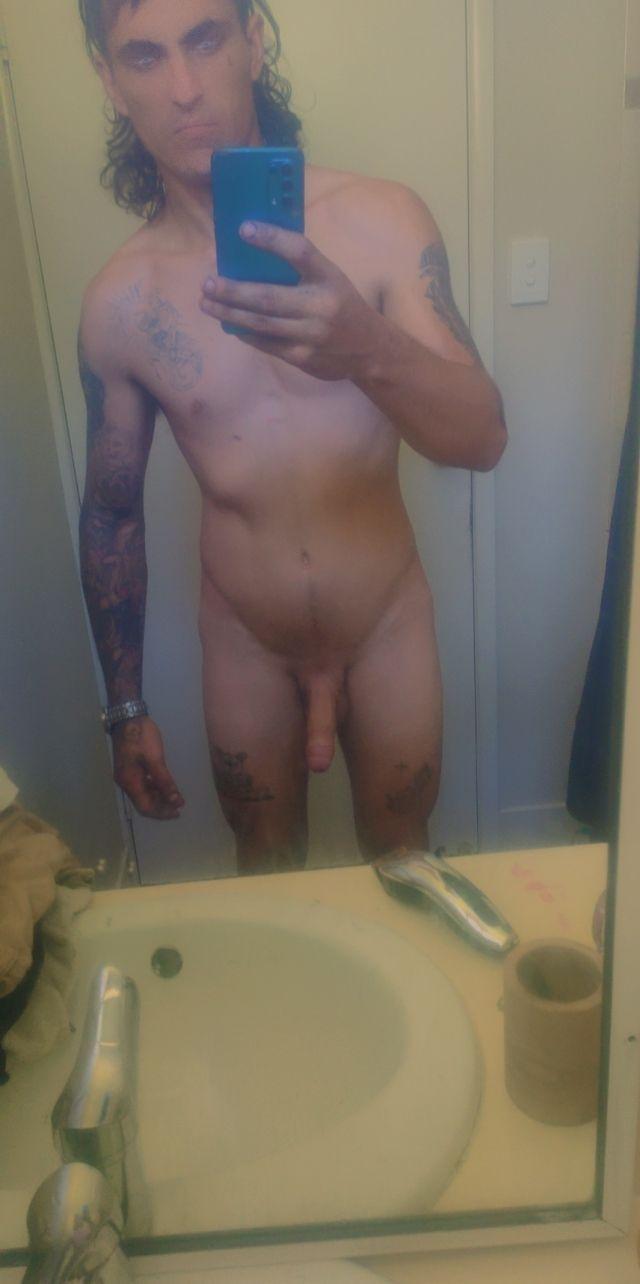 Hardshow69 live from United States