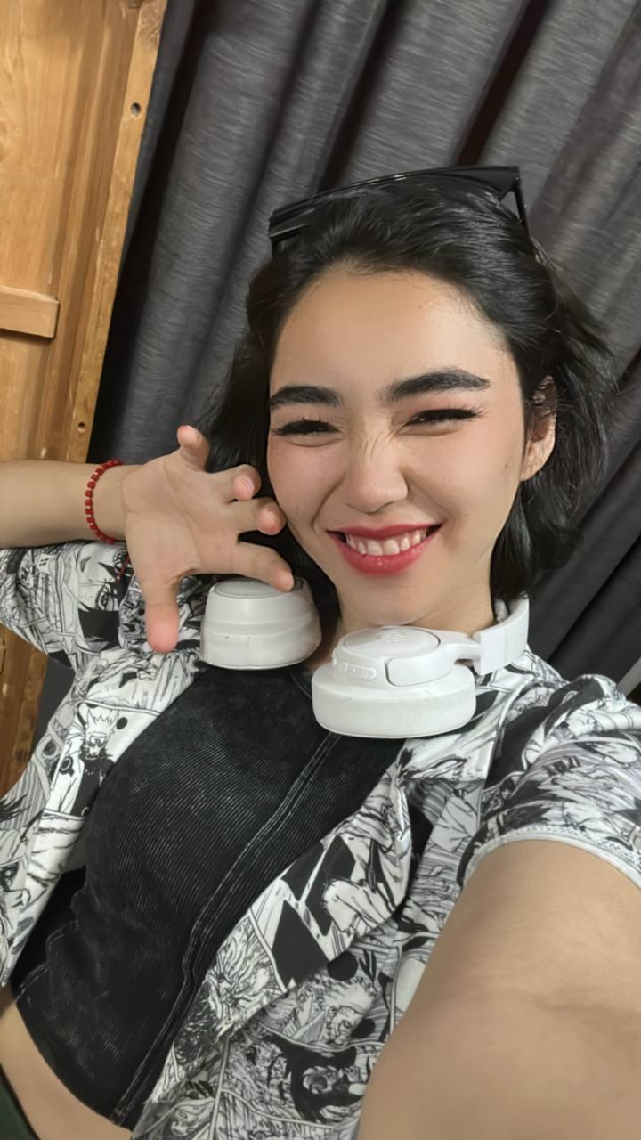 JanessaGottlob live from Germany