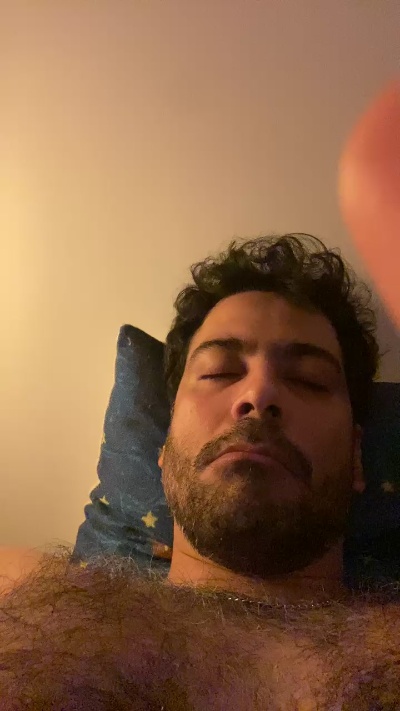 Juanssss26 live from Peru