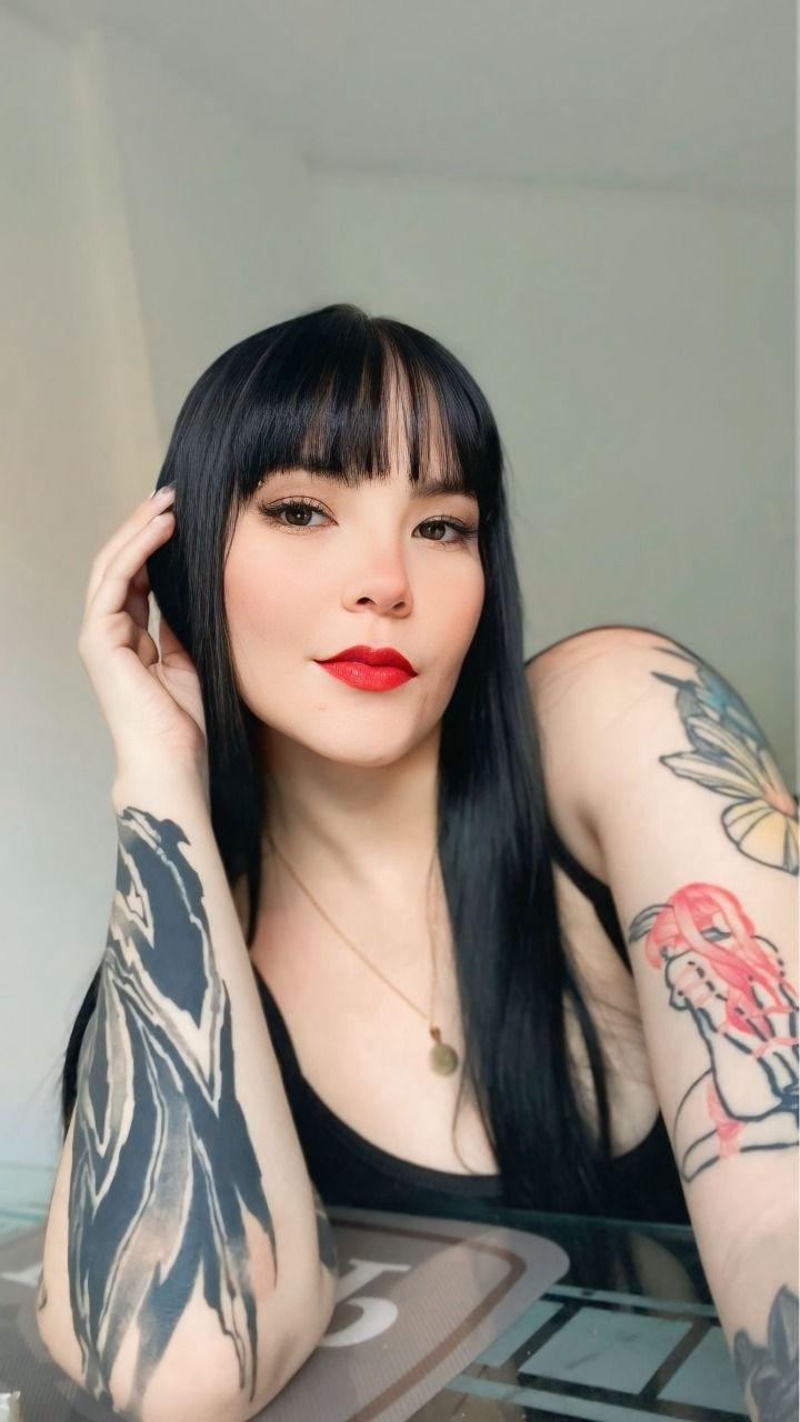 Kate_Casss live from Colombia