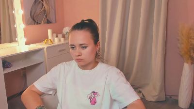 KelleeWitschi live from Poland