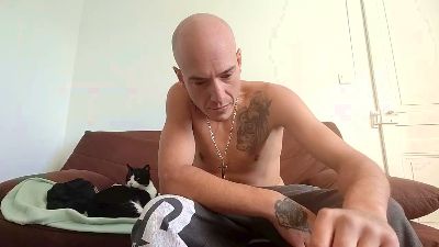 Kiffeur6969 live from France