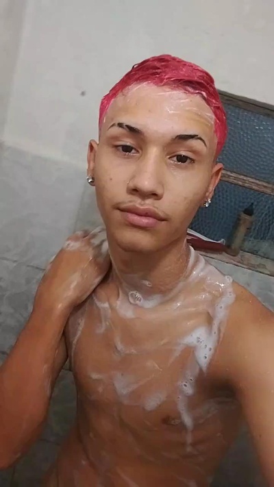 Kyanrlq live from Brazil