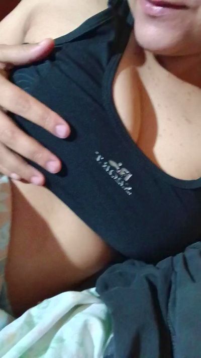 Lallanapriscila live from Argentina