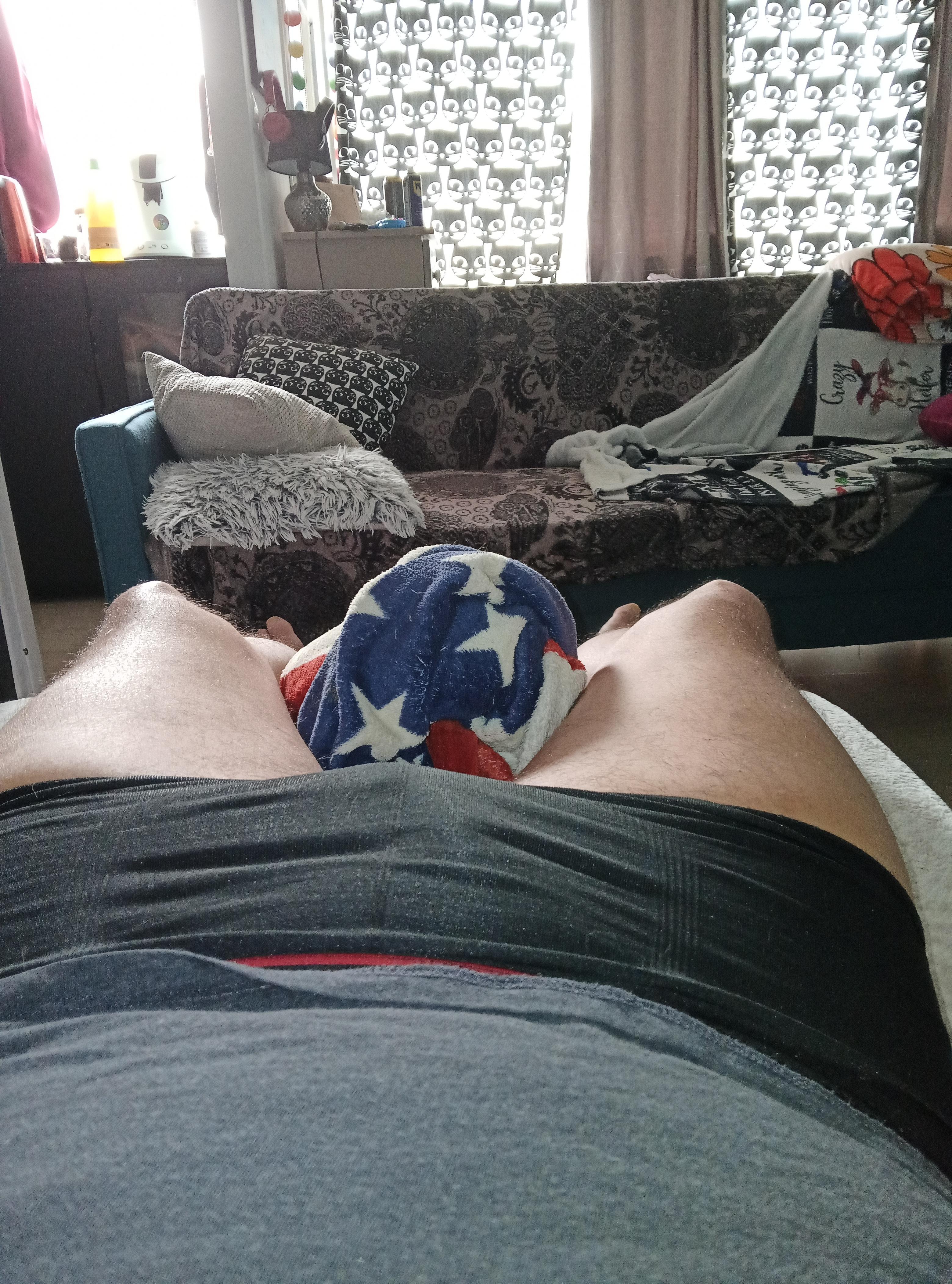 Lecoquin6363 live from France