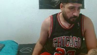 Leonmai live from Colombia