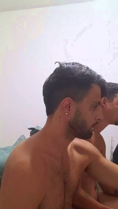 Levi_Henrique live from Brazil
