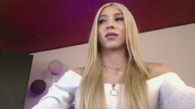 Lia_baby live from United States