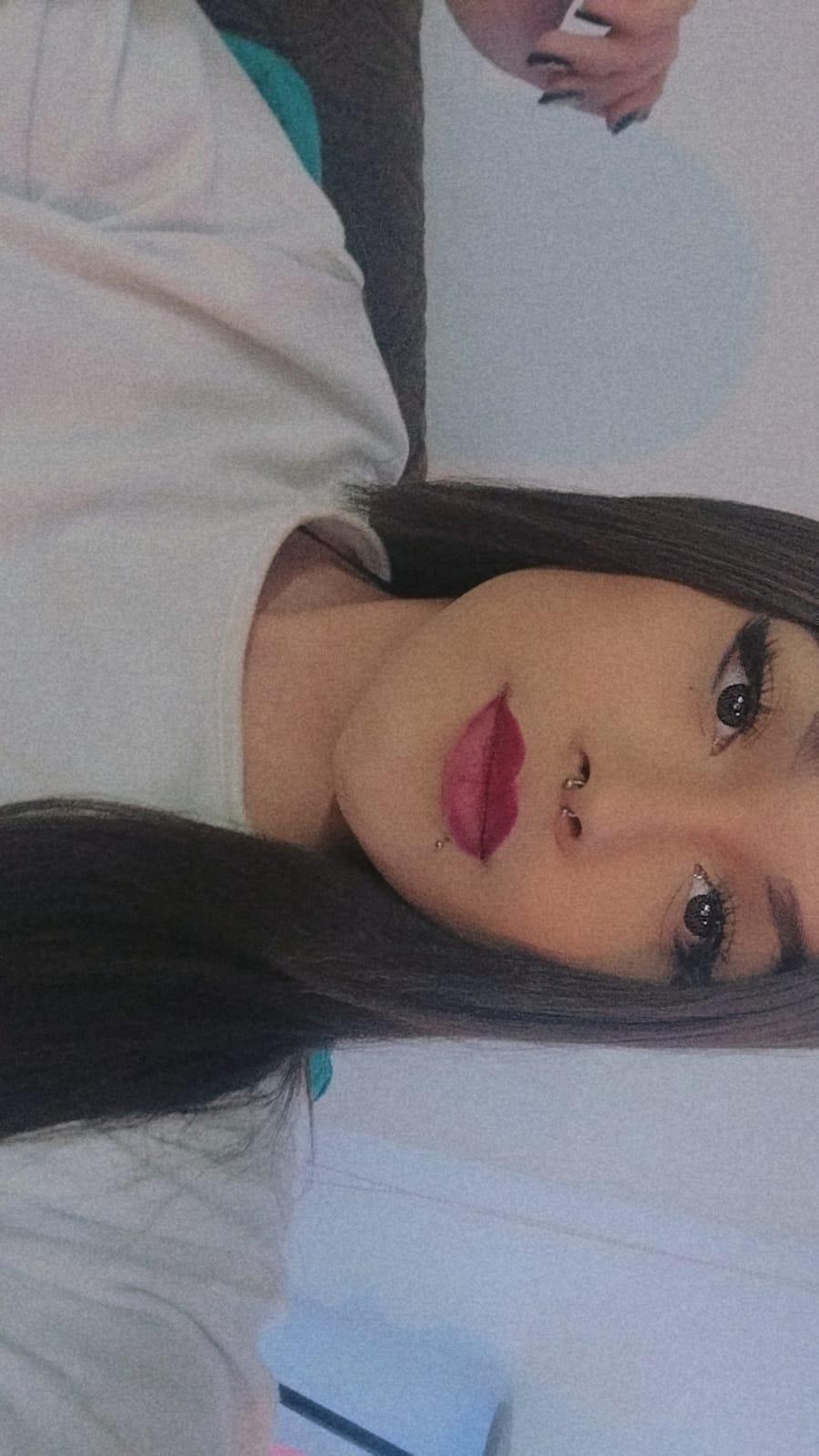 Liiaa_Sweett_ live from Colombia