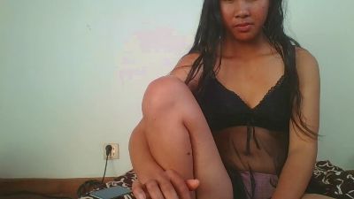 LilSweetLarieh live from Madagascar