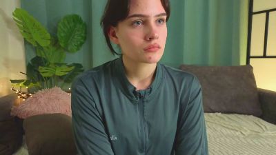 LiliOrnelaz live from Netherlands