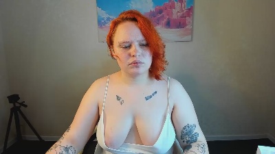 Looly_Rise live from United States