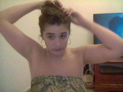 Loula3899 live from France