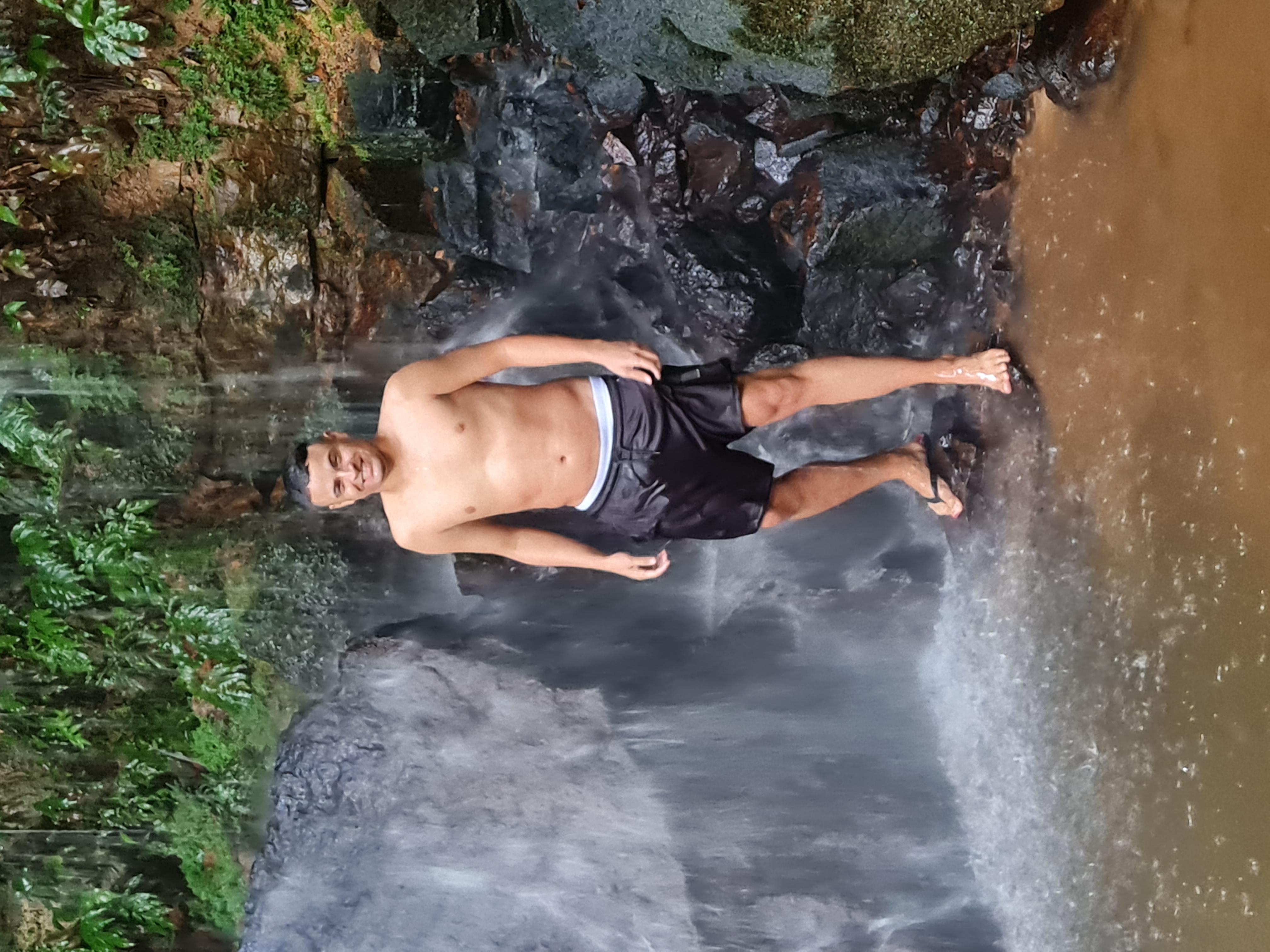 LuizDNovinFla live from Brazil