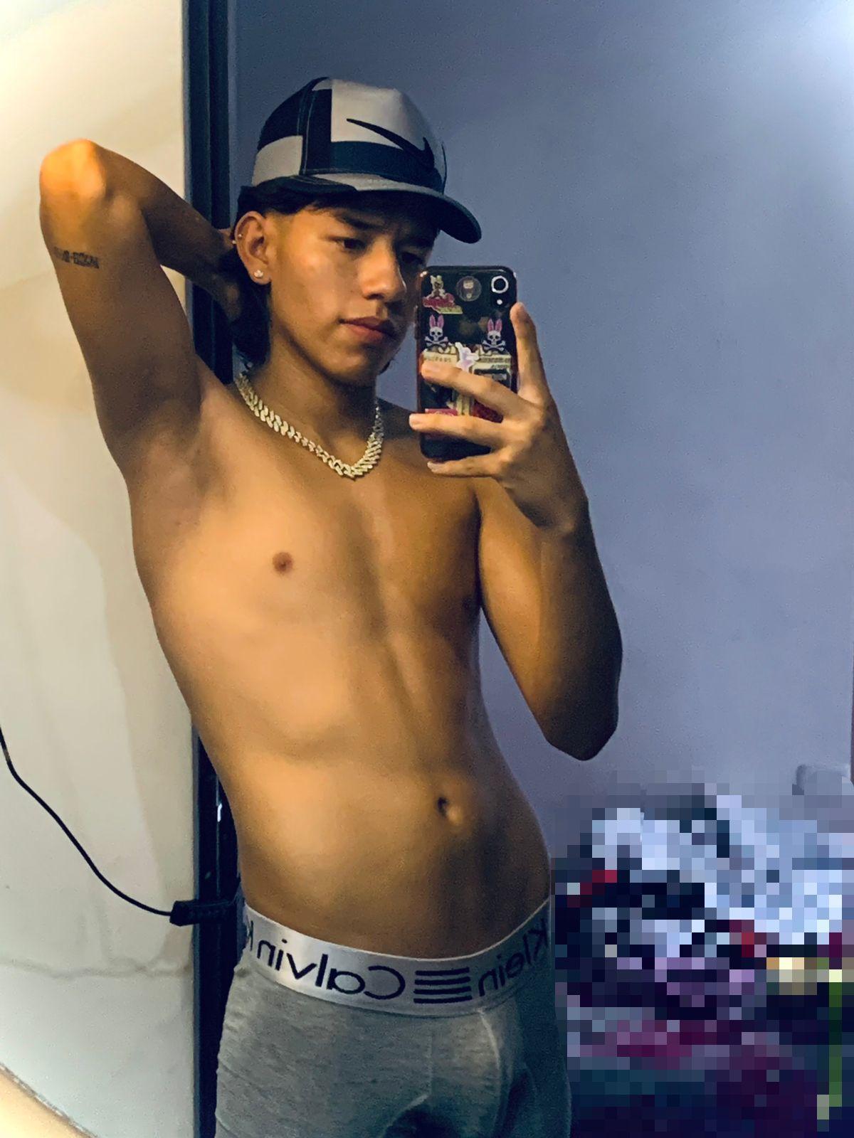 Magig_axel live from Colombia